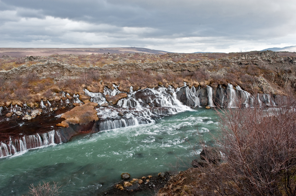Hraunfossar Las mejores cascadas para ver en Islandia