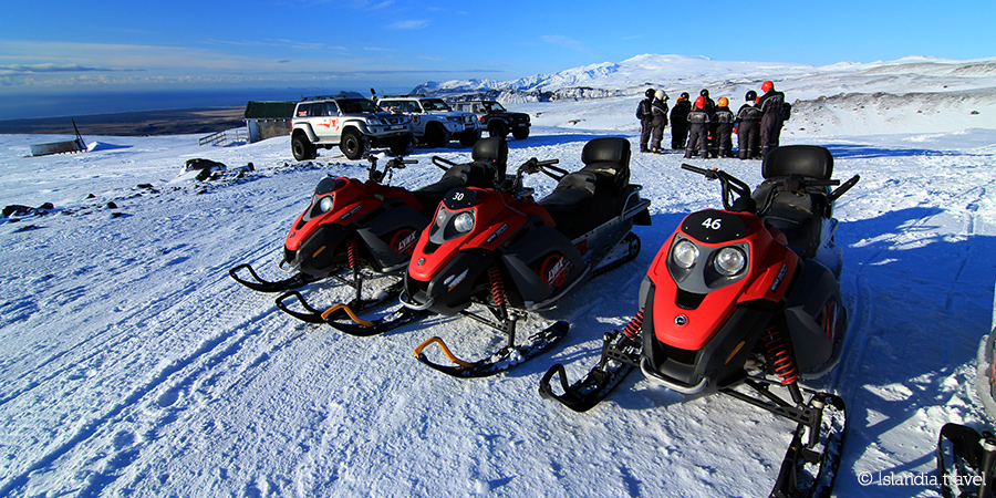 moto nieve 12 días para conocer Islandia de punta a cabo