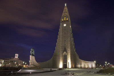 16903338651 4731a8b607 w Las 7 iglesias más raras que puedes encontrar en Islandia.