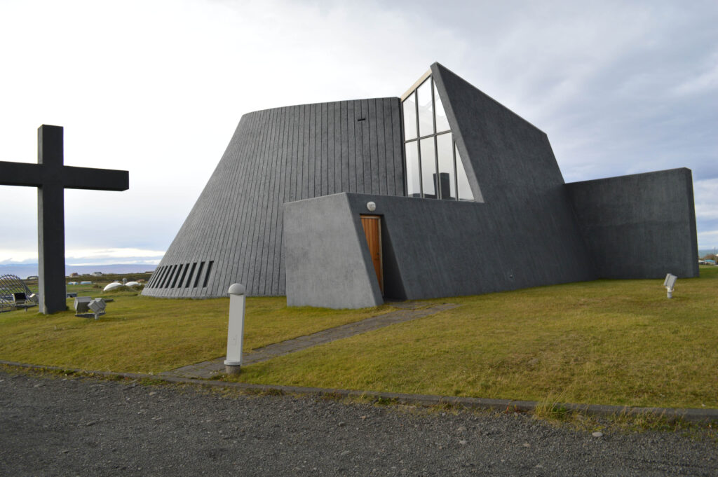 iglesia 6 Las 7 iglesias más raras que puedes encontrar en Islandia.